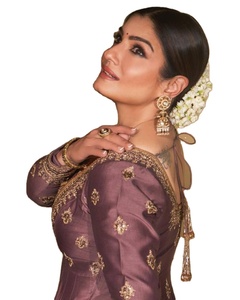 นักออกแบบปักชุด Anarkali คุณภาพดีปักผ้าไหมแพรแข็งเครื่องแต่งกายผ้าไหมแพรแข็งหนักด้วยงานเย็บปักถักร้อย - Product Image 1