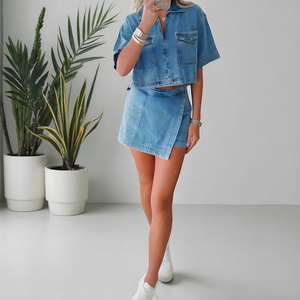 Ensemble en jean sur mesure OEM, coupe ajustée, vente en gros, crop top en jean, mini-jupe, ensemble jupe en jean pour femme - Product Image 1