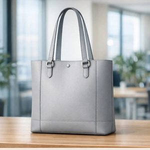 Bolso de mano tipo clutch de cuero genuino de la mejor calidad para mujer, con correa cruzada para el hombro, cierre de cremallera y logotipo personalizado, para todas las temporadas. - Product Image 2