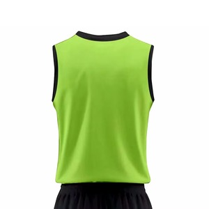 Diseño de Uniforme de Baloncesto Personalizado de Última Generación con Mangas Cortas y Tela Transpirable - Product Image 2