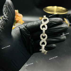 สร้อยข้อมือเงินแท้ 925 ลายอินฟินิตี้ ประดับเพชรโมอิสซาไนต์ สไตล์ฮิปฮอป ของขวัญสำหรับเขาและเธอ - Product Image 1