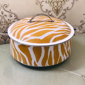 Cacerola de Acero Inoxidable de Calidad Premium con Acabado Liso, Adecuada para Colecciones de Utensilios de Cocina Modernos y para Servir - Product Image 1