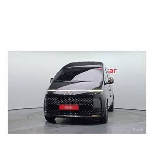 Hyundai Staria 4x4 Lounge 7 places avec sièges en cuir, boîte automatique, caméra de recul, diesel - Novembre 2023, 51 155 km - Product Image 3