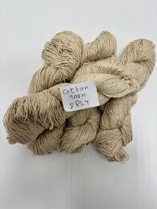 Fil de coton peigné 8 brins de qualité supérieure pour projets de tricot, crochet et tissage, avec texture écologique et recyclable et utilisation polyvalente - Product Image 3