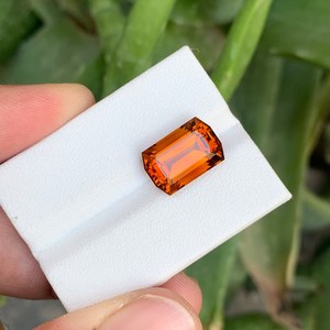 พลอยซิทรินอุรุกวัยทรงเหลี่ยมธรรมชาติ สีเหลืองทอง คุณภาพพรีเมียม สำหรับทำเครื่องประดับ - Product Image 6