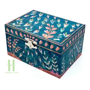 Vintage Floral Lacquer Storage Box Customized Jewelry Box For Home Decor Handmade in Vietnam Factory