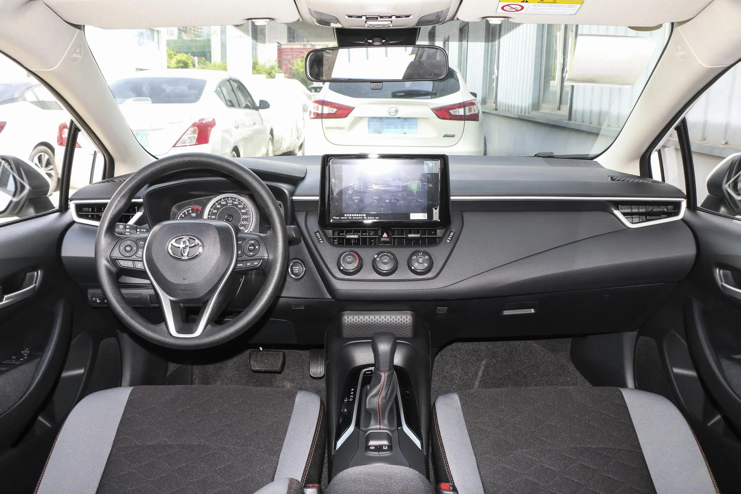 2024 Prix spécial Voiture d'occasion et la moins chère Toyota Corolla 1.2 T Voiture à essence à vendre Voiture d'occasion Toyota Levin