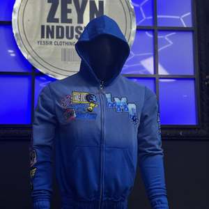 Sudaderas Personalizadas de Otoño con Bordado Desgastado, 600gsm, 100% Algodón, Felpa Francesa, Lavado Ácido, DTF - Product Image 1