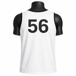 Chaleco de entrenamiento blanco con el número 56 impreso en la espalda para práctica deportiva, diseño transpirable de tela de malla - Product Image 1