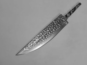 Cuchillo de Caza y Camping de Acero de Damasco Forjado a Mano, Hoja OEM de 8 Pulgadas con Punta Caída, Acero de Alto Carbono, Mango de Madera, Grado Industrial - Product Image 5