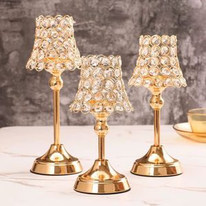 Porte-bougie décoratif en laiton – Design artisanal traditionnel – Décoration d'intérieur – Centre de table de mariage – Prix d'usine compétitif - Product Image 1