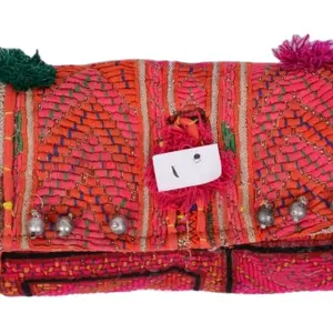 时尚Zari刺绣作品创意硬币手拿包，用于印度全球出口的婚礼派对服装钱包