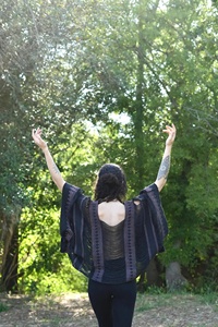 Poncho Tribal con Flecos, Camisa Tejida Estilo Boho Hippie para Festivales, Atuendos de Hada, Ligero, Cómodo, Tallas Grandes - Product Image 4