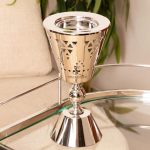 Brûleur d'encens de luxe à double tonalité avec calligraphie arabe. Porte-Bakhoor en métal argenté de forme ronde pour la maison, l'Aïd et les mariages - Product Image 2