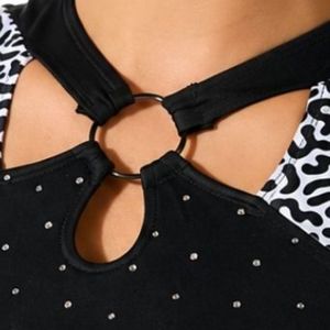 Tenue de scène pour femmes avec strass, haut court et short extensible, costume de danse scintillant pour cheerleading et compétition - Product Image 5
