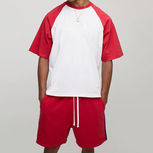 Ensemble T-shirt et short décontracté pour homme, prix de gros, logo personnalisé, impression par transfert thermique, 100 % fibre de bambou tricotée, séchage rapide, haute qualité - Product Image 1