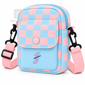กระเป๋าคาดลำตัวแบบสั่งทำพิเศษ Jack & Jill of America พร้อมโลโก้ปักด้านหน้า สีฟ้าอ่อน ปิดด้วยกระดุมสีชมพู ใช้ได้ทุกวันสำหรับผู้หญิง - Product Image 2