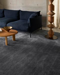 Alfombra de Lana Gris Carbón, Tejida a Mano con Lana de Nueva Zelanda, Alfombra Moderna Minimalista de Color Oscuro Neutro - Product Image 5