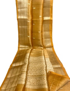 Saree de créateur léger en coton et soie imprimé et brodé pour les mariages Saree de créateur de style long - Product Image 3