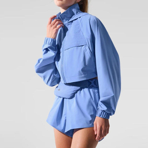 Ensemble coupe-vent d'été personnalisable OEM, survêtement léger en nylon, short coupe-vent d'été pour femme, ensemble 2 pièces - Product Image 6
