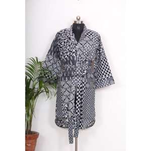 Robe de soirée midi pour femme, respirante, écologique, 100% coton, imprimé floral, manches 3/4, col en V, boutonnée, à découpes numériques - Product Image 5