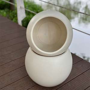 Pots de fleurs sphériques en plastique blanc - Légers, durables, écologiques, en PP avec revêtement en poudre, modernes, pour la maison, le jardin et le sol - Product Image 4