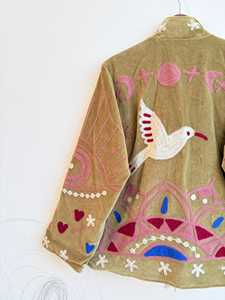 Suzani Embroidered <b>Quilted</b> <b>Jacket</b> Reversible Eco-Friendly Breathable Cotton Viscose Blend Floral <b>Pattern</b> Belt Closure Regular - Product Image 4