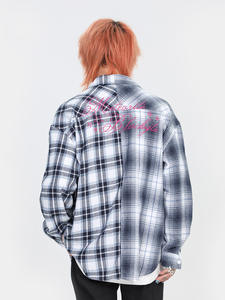 เสื้อเชิ้ตผ้าสักหลาดลายสก็อตทรงโอเวอร์ไซส์สำหรับผู้ชาย แขนยาว สไตล์สตรีทลำลอง ทรงปกติ ดีไซน์ลายทอ - Product Image 4