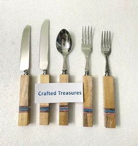 Ensemble de couverts de style américain avec manche en bois naturel, en acier inoxydable poli miroir, durable, pour la vaisselle de mariage et les dîners - Product Image 5