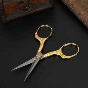 4pcs Vintage Stainless Steel Plum Blossom Embroidery Scissors Set for Sewing Office & Home Use Customized Logo For Bulk Order - Product Image 4