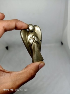 Cristal de Pyrite Naturelle Sculpté à la Main en Forme d'Ange, Pierre de Guérison, Décoration Feng Shui pour la Maison, Cadeau Spirituel, Objet de Méditation et de Collection - Product Image 3