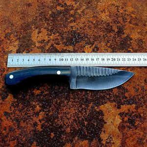 Cuchillo de caza de hoja fija, cuchillo utilitario de punta caída, cuchillo de exterior de espiga completa, cuchillo utilitario artesanal al por mayor, cuchillo compacto de hoja fija - Product Image 5