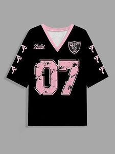 Camiseta Deportiva Personalizada con Número 07, Estilo Ballet y Fútbol, Color Negro y Rosa, Cuello en V, Manga Corta para Mujer - Product Image 1