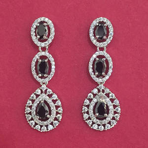 Kanhai Jewels, Exportador de Joyería Artificial de la India, Dije de Zirconia con Baño de Rodio, Diseño Clásico para Aniversario 444100 - Product Image 1