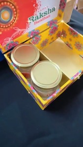 Magnifique boîte à rakhi en bois personnalisée de qualité supérieure avec 2 pots, cadeau rakhi, cadeau Raksha Bandhan pour frère et sœur - Product Image 2
