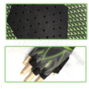 Gants de musculation pour hommes, noir et vert, avec support de poignet, paume rembourrée, gants de fitness, logo personnalisé, gants de levage à demi-doigts - Product Image 4