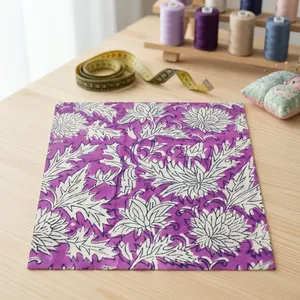 Tela Elegante con Estampado Floral Morado y Motivos Botánicos en Crema para Vestidos, Manualidades, Costura, Decoración del Hogar y Prendas con Estilo 4K - Product Image 3