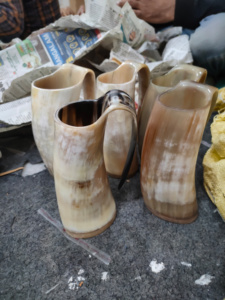 Cuerno Vikingo Natural Pulido con Grabado Personalizado para Beber Hidromiel, Cerveza, Cerveza Artesanal, Ecológico, Estilo Antiguo, India, OFERTA - Product Image 5