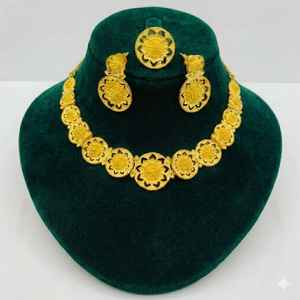 Chic Women's 4-Piece Gold Plated Necklace <b>Jewelry</b> <b>Set</b> for Weddings and Parties - Product Image 1