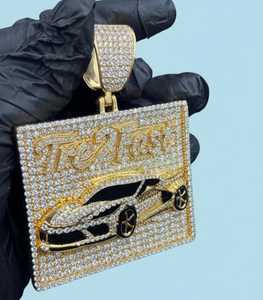 Colgante de coche personalizado de moissanita, estilo hip hop, de plata 925 chapada en oro, con incrustaciones de circonitas, bicolor, con nombre o letra personalizada, para regalo. - Product Image 2