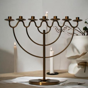 UNICORN HANDICRAFTS Menorah en laiton, chandelier à 7 bougies, support de bougies en métal durable, écologique, fait main, décoration d'intérieur - Product Image 2