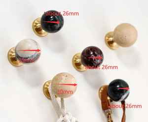 Support mural Art Déco en marbre naturel éco-responsable fait main TCE – Accessoire mural haut de gamme pour la maison, l'hôtel et le commerce de détail - Product Image 1