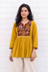 Kurti de Rayón Pesado para Mujer con Trabajo de Gamthi en el Puño Delantero, Estilo Tradicional, Corte Regular, Top Casual, Túnica Estilo Festival de India, Largo hasta la Rodilla - Product Image 4