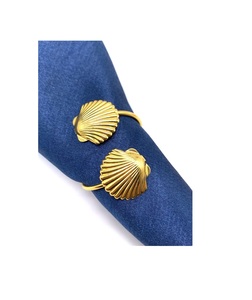 Porte-serviettes en métal d'inspiration moderne, conçu pour une décoration de table tendance et chic. - Product Image 1