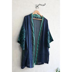Kimono corto de seda india para mujer, hecho a mano, estampado, ropa de dormir, bata de estar por casa - Product Image 4