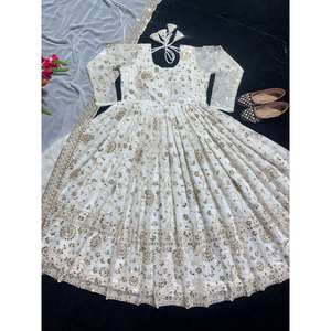 Belle robe de soirée élégante Anarkali avec Dupatta fantaisie pour les soirées formelles - Product Image 4