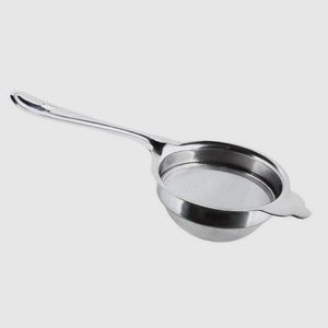 Colador de té redondo de acero inoxidable con mango largo para una fácil preparación y separación conveniente de las hojas de té - Product Image 5