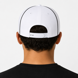 Gorra de Béisbol Blanca Unisex, Personalizable con Logotipo Bordado, Visera Curva, Seis Paneles, Deportiva, Casual, Premium, Promocional - Product Image 6