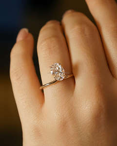 IGI Lab Grown Vintage 14k or jaune fait à la main ensemble de tension mariage/bague de fiançailles unisexe taille ovale diamant parfait anniversaire - Product Image 1