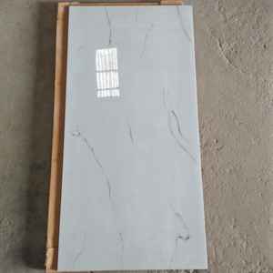 Carreaux de porcelaine polie PGVT grand format 600x1200 mm, épaisseur standard 9 mm, adaptés pour les murs et les sols. - Product Image 3